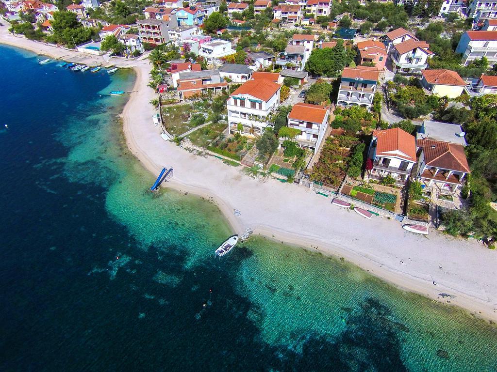 Apartments Kovacevic Rogoznica  Bagian luar foto